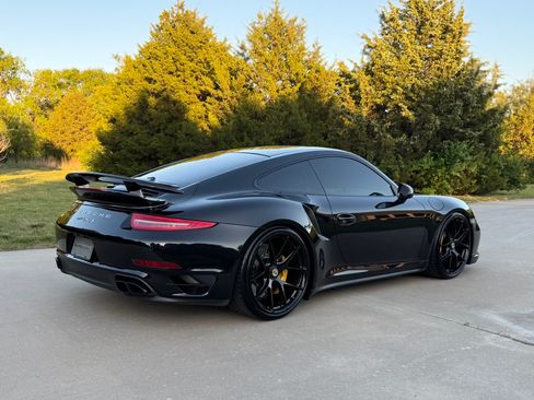 Used 2014 Porsche 911 Turbo S AWD/4WD image 5