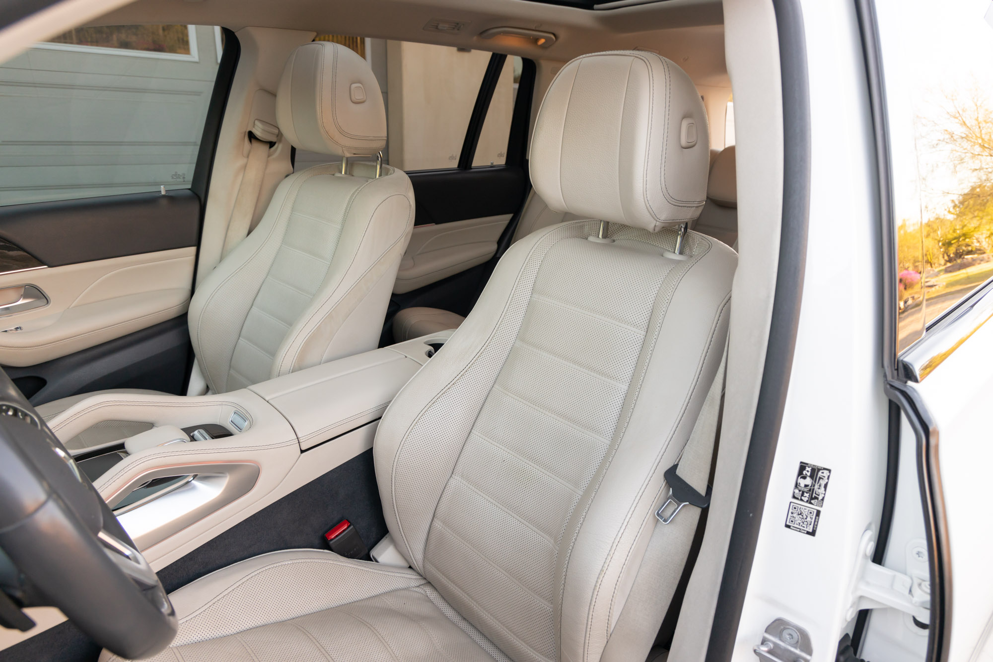 Used 2020 Mercedes-Benz GLS 580 4MATIC image 4