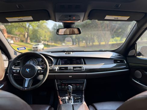 Used 2015 BMW 550i Gran Turismo RWD image 13