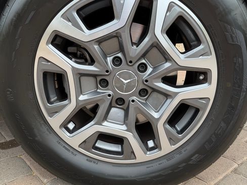 Used 2025 Mercedes-Benz G 550 image 14