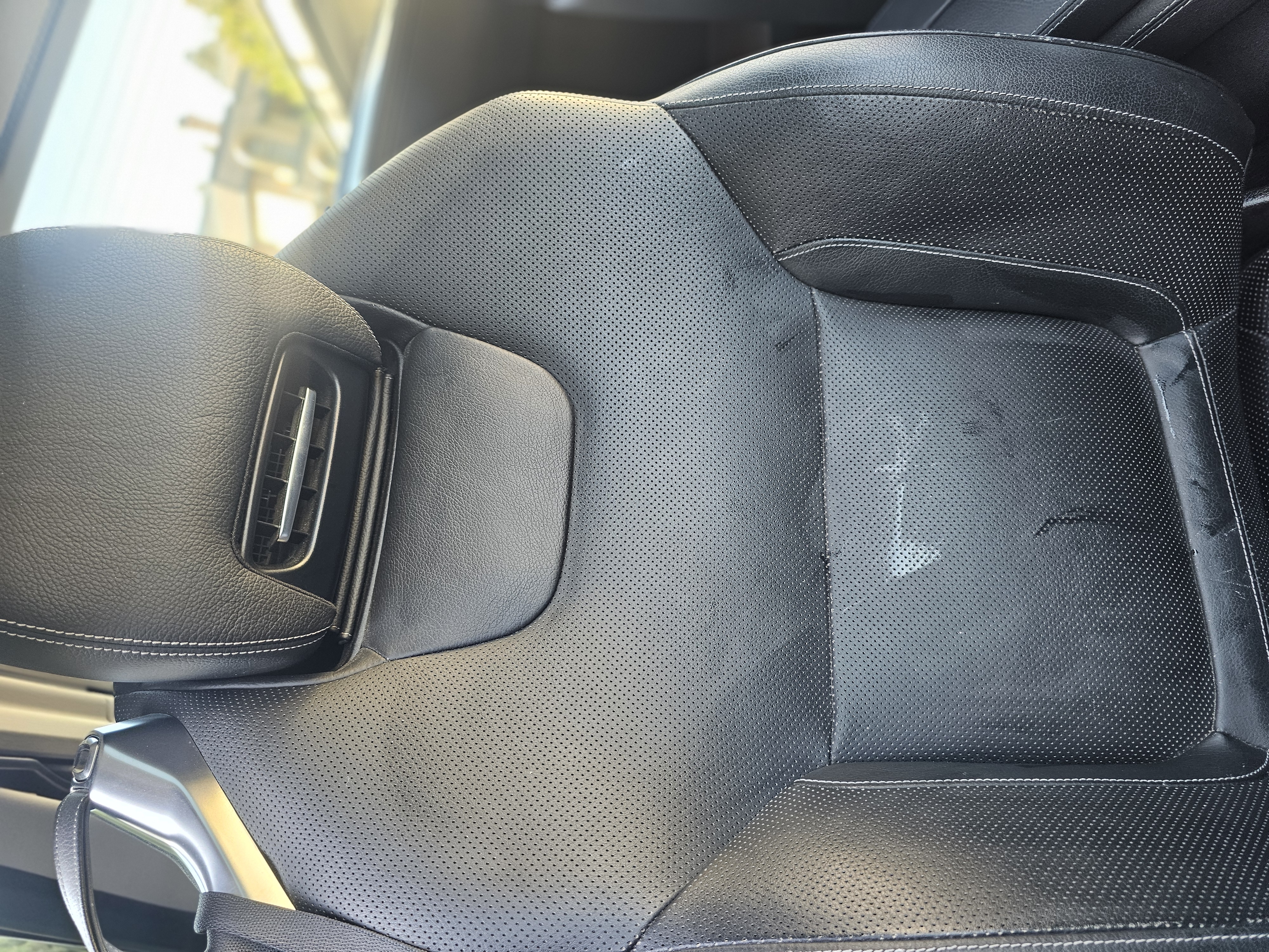 Used 2019 Mercedes-Benz SL 550 image 13