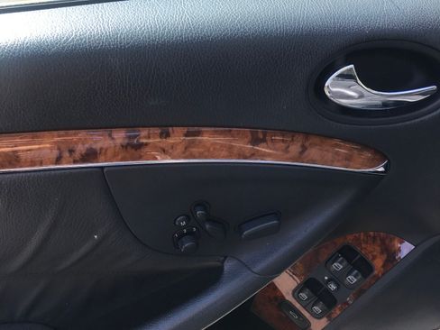 Used 2009 Mercedes-Benz CLK 350 Coupe image 7