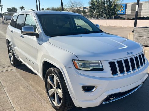 Used 2016 Jeep Grand Cherokee Overland image 9