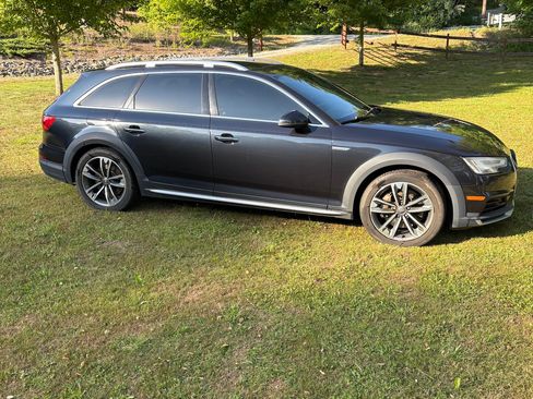 Used 2017 Audi A4 2.0T allroad Premium Plus w/ Technology Package AWD/4WD image 1