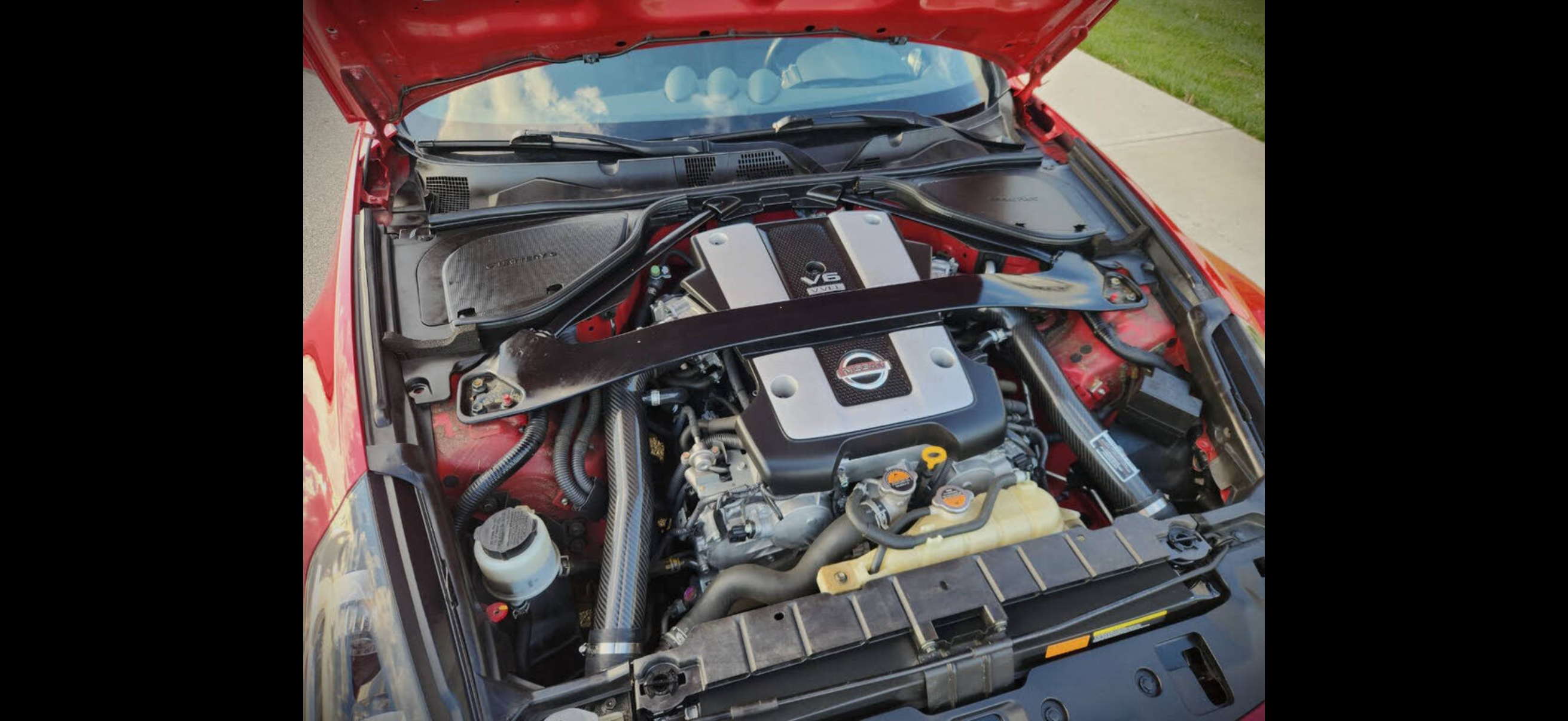 Used 2018 Nissan 370Z Coupe RWD image 13