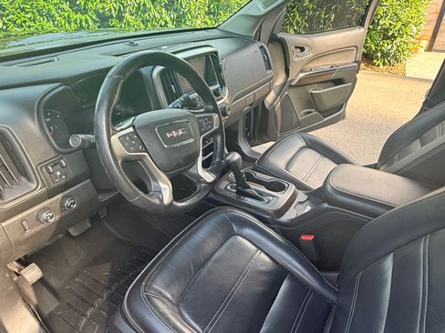 Used 2017 GMC Canyon Denali AWD/4WD image 9