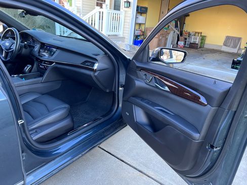 Used 2019 Cadillac CT6 Luxury w/ Driver Awareness Package image 17