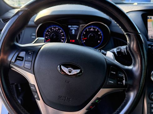 Used 2014 Hyundai Genesis 3.8 image 20