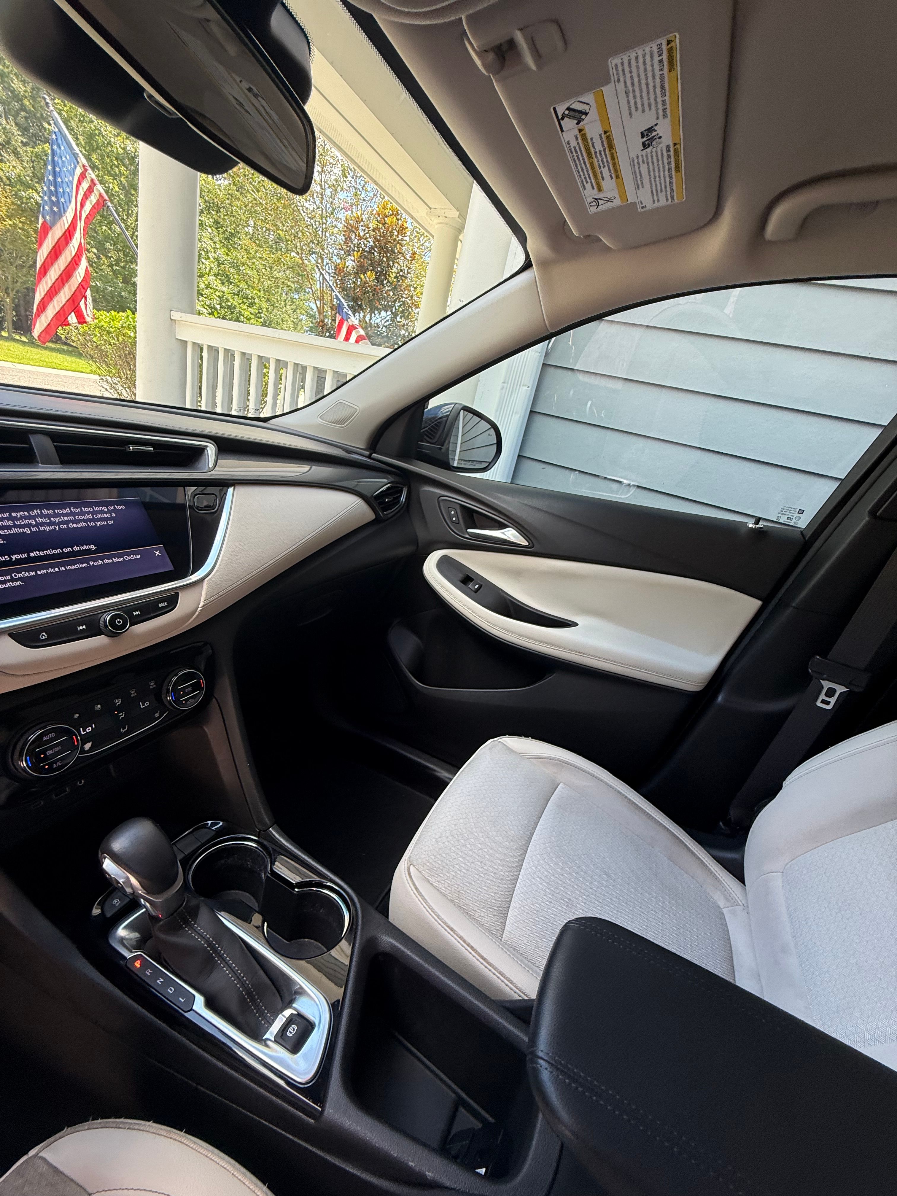 Used 2020 Buick Encore GX Select w/ Sport Touring Package FWD image 5