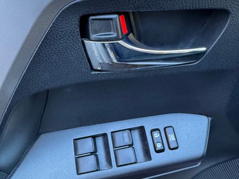 Used 2018 Toyota RAV4 XLE w/ All Weather Liner Package FWD image 25