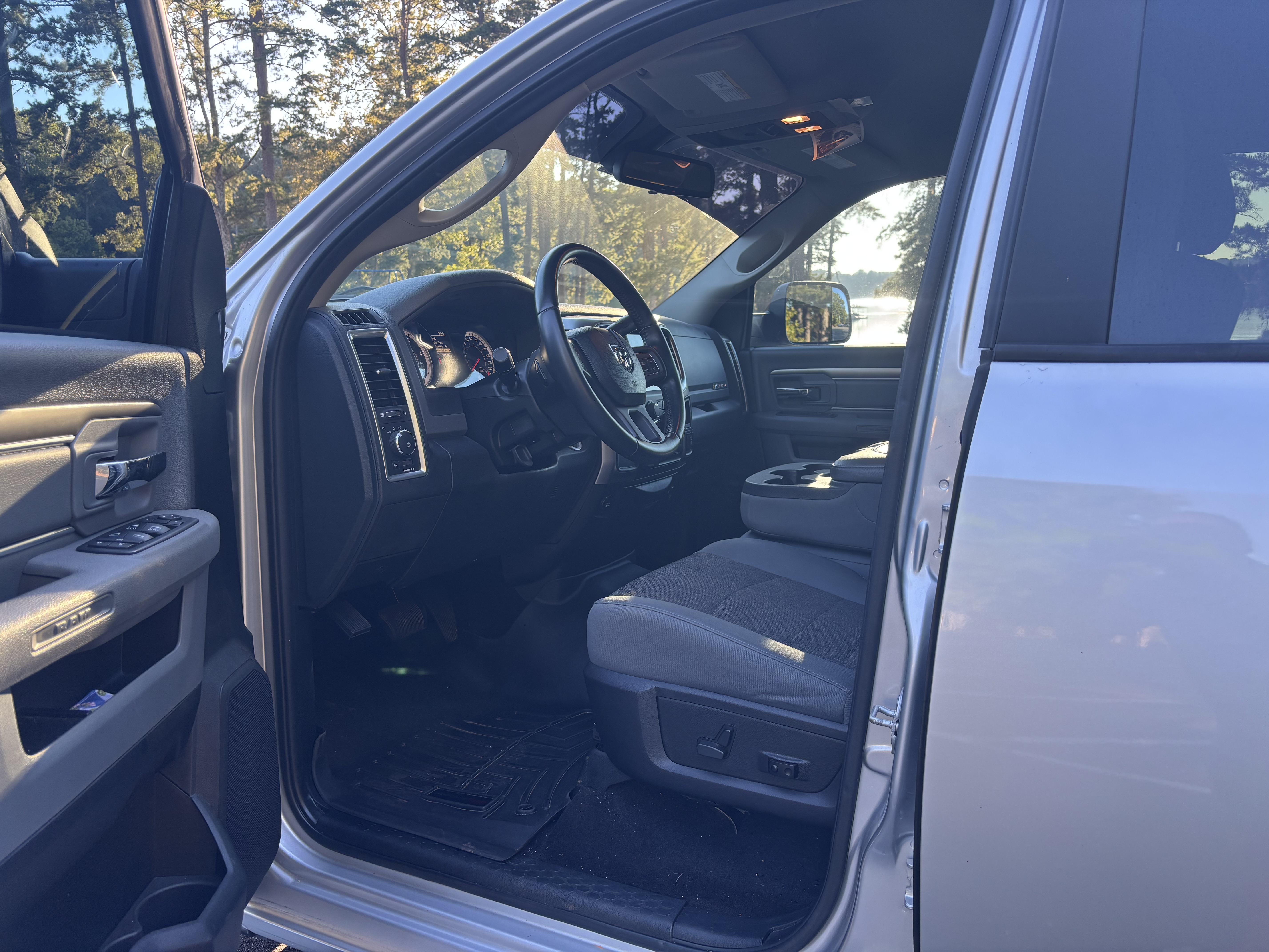 Used 2017 RAM 2500 Big Horn AWD/4WD image 15