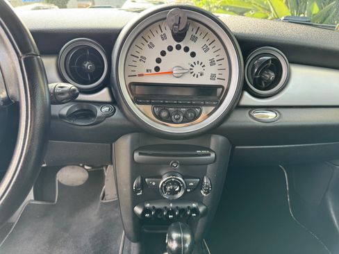 Used 2012 MINI Cooper Hardtop image 13