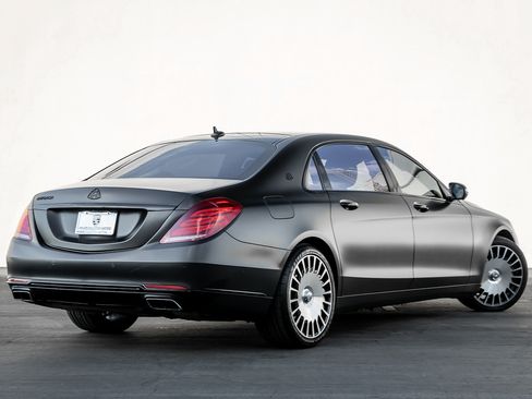 Used 2016 Mercedes-Benz Maybach S 600 image 5