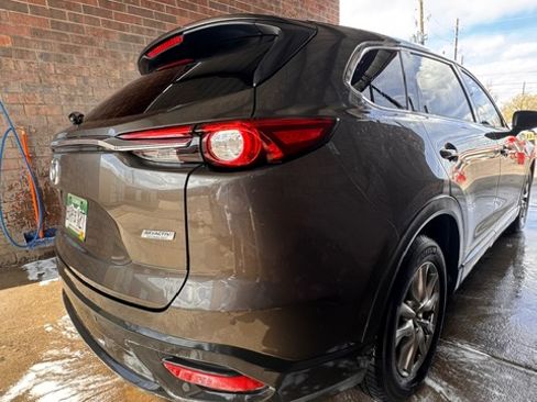 Used 2017 MAZDA CX-9 Touring image 8