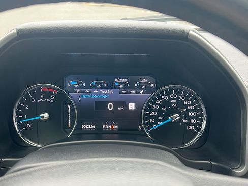 Used 2021 Ford F350 Platinum w/ FX4 Off-Road Package image 14