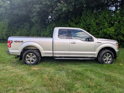 Used 2018 Ford F150 XLT w/ Equipment Group 302A Luxury AWD/4WD image 5