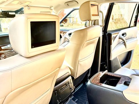 Used 2018 Nissan Armada Platinum w/ Captain Seat Package image 14