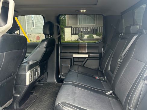 Used 2016 Ford F150 Lariat w/ Equipment Group 502A Luxury image 8