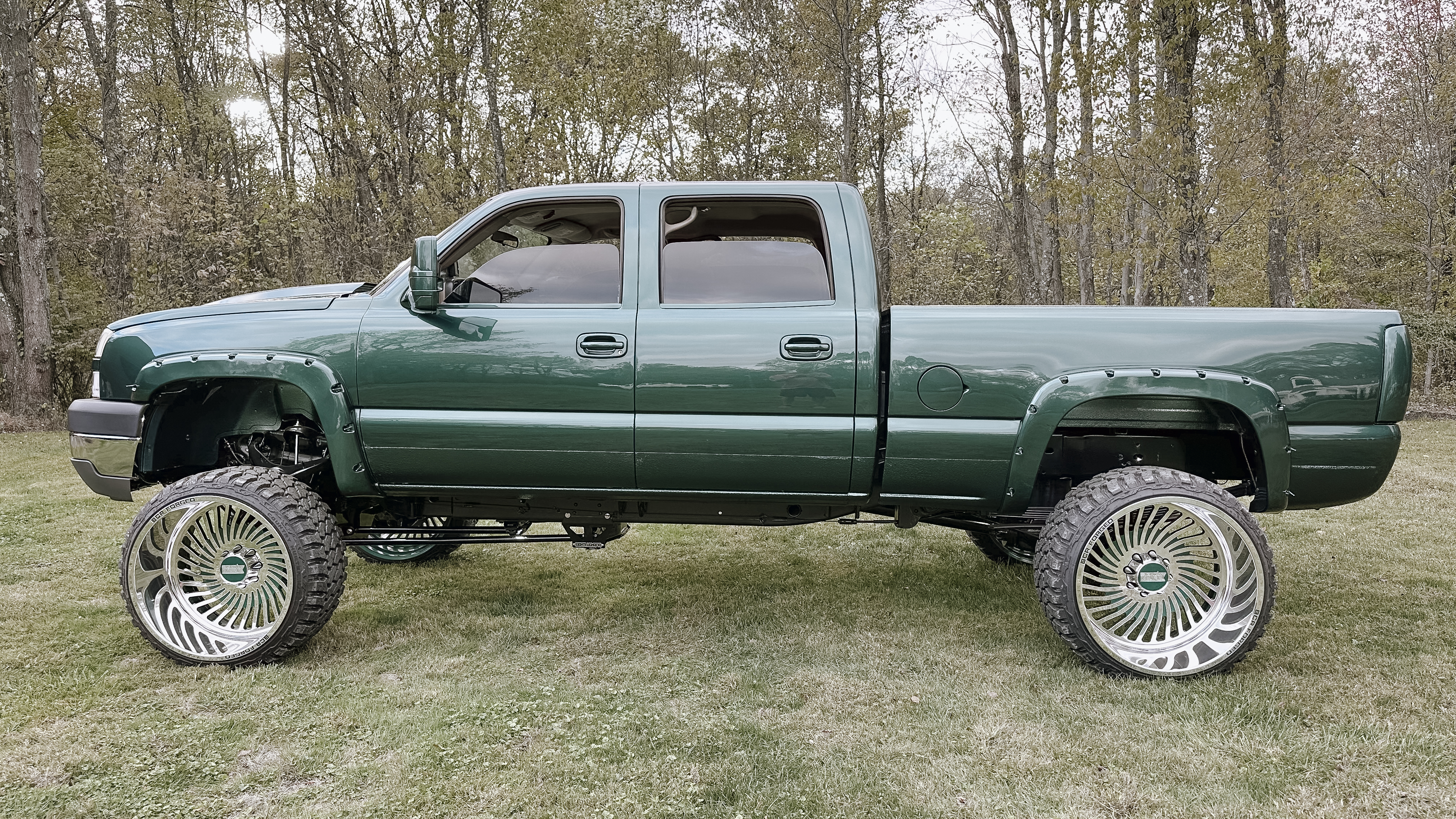 Used 2004 Chevrolet Silverado 2500 W/T w/ Skid Plate Package AWD/4WD image 9