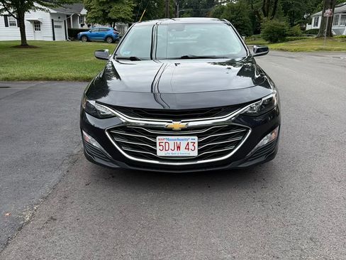 Used 2023 Chevrolet Malibu LT FWD image 4