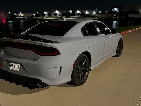 Used 2021 Dodge Charger R/T w/ Blacktop Package image 4
