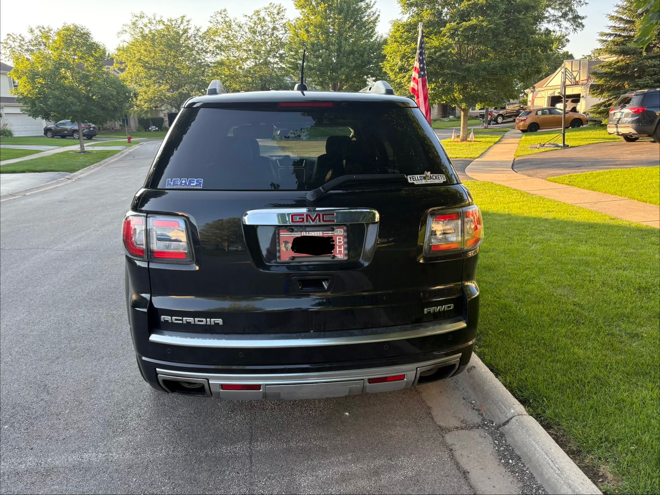 Used 2016 GMC Acadia Denali AWD/4WD image 4