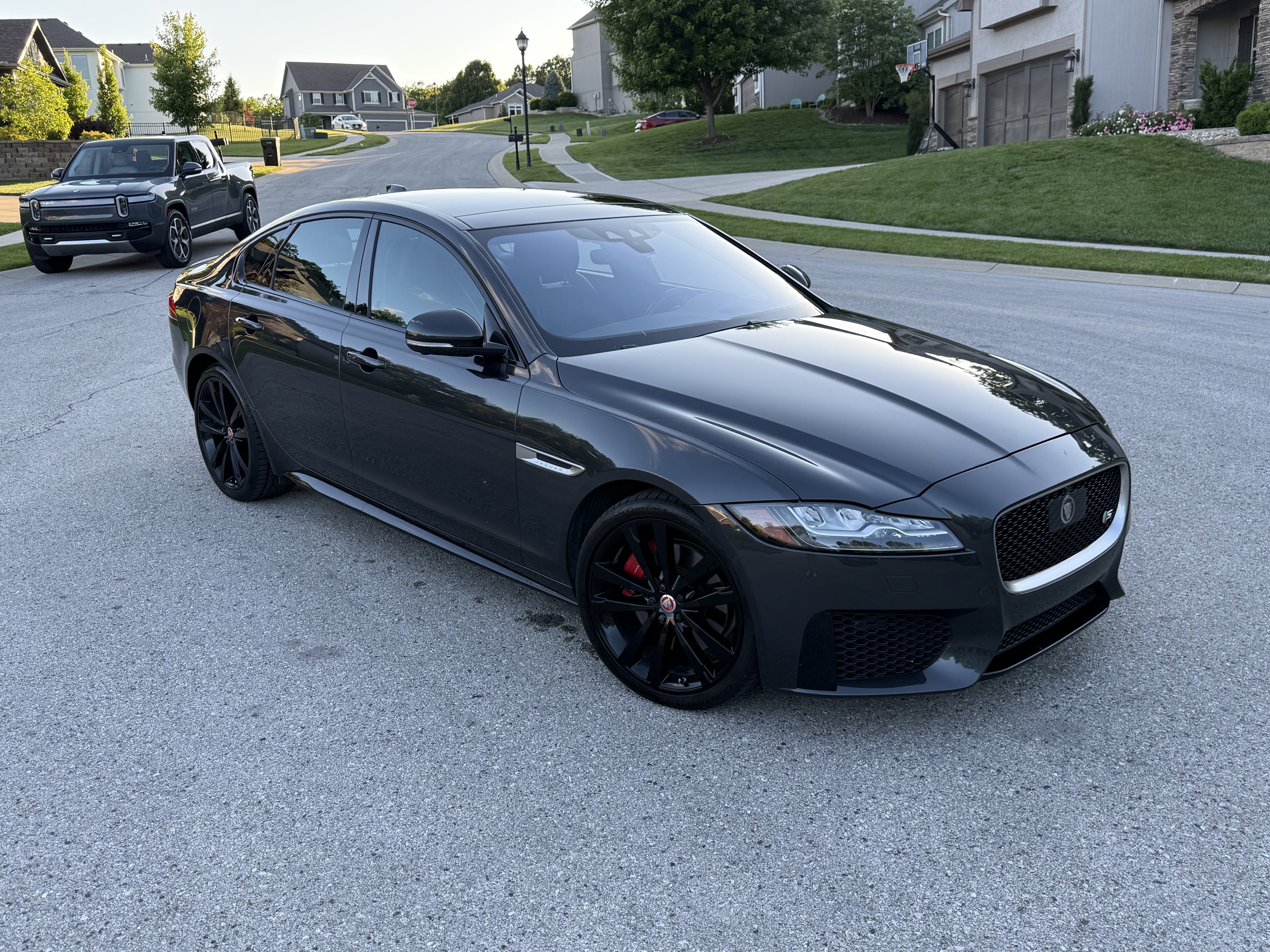 Used 2020 Jaguar XF S AWD/4WD image 8