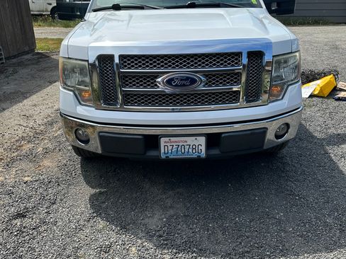 Used 2010 Ford F150 Lariat image 1