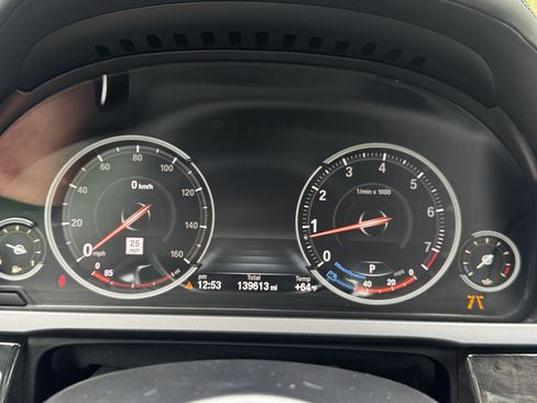 Used 2014 BMW 750i xDrive image 5