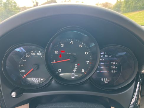 Used 2020 Porsche Macan image 14