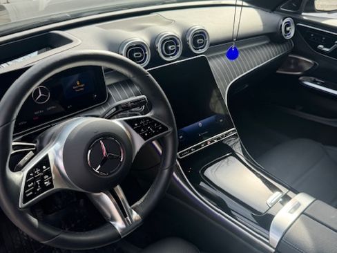 Used 2025 Mercedes-Benz C 300 4MATIC Sedan image 13