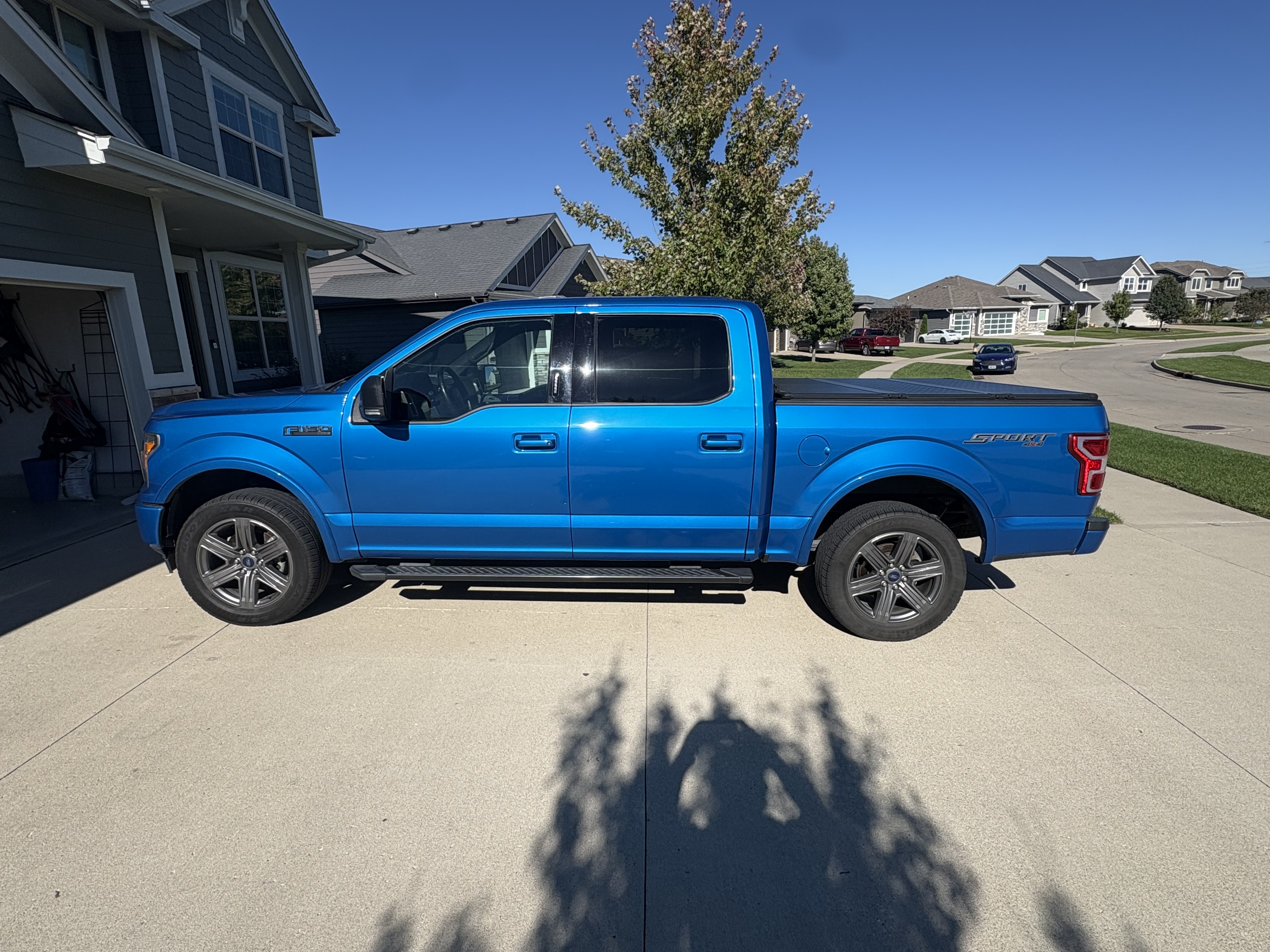 Used 2020 Ford F150 XLT w/ Equipment Group 302A Luxury AWD/4WD image 5