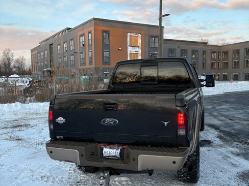 Used 2011 Ford F350 King Ranch w/ King Ranch w/Chrome Pkg image 5