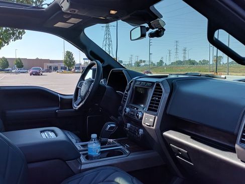 Used 2018 Ford F150 Limited w/ Trailer Tow Package image 4