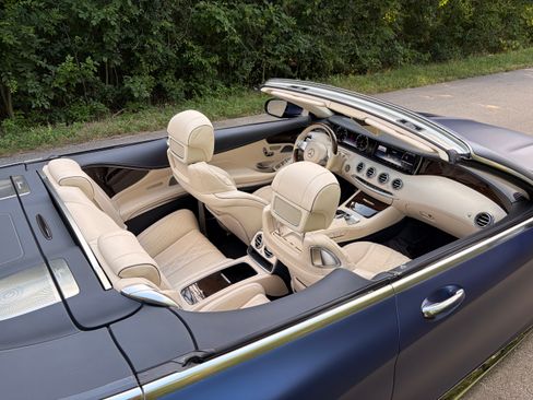 Used 2017 Mercedes-Benz S 550 Cabriolet image 21