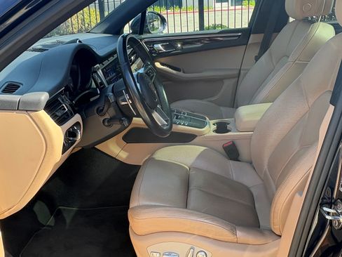 Used 2020 Porsche Macan S image 6