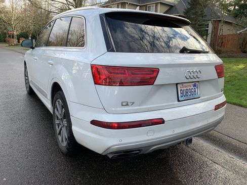 Used 2018 Audi Q7 3.0T Premium Plus w/ Premium Plus Package image 11