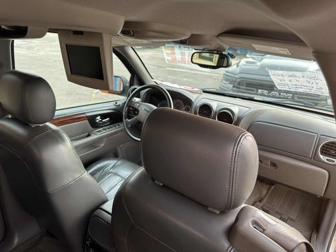 Used 2003 GMC Envoy XL SLT image 11