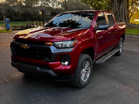 Used 2023 Chevrolet Colorado LT w/ LT Convenience Package image 1