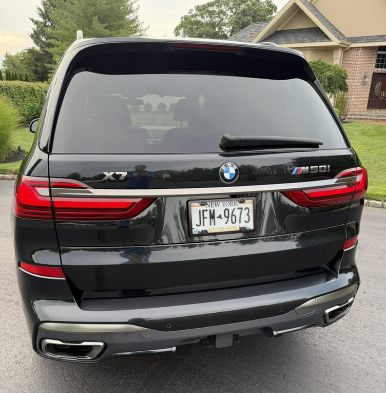 Used 2022 BMW X7 M50i w/ Dynamic Handling Package AWD/4WD image 14