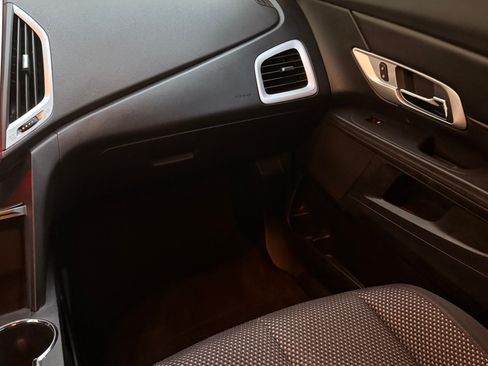 Used 2016 GMC Terrain SLE image 14