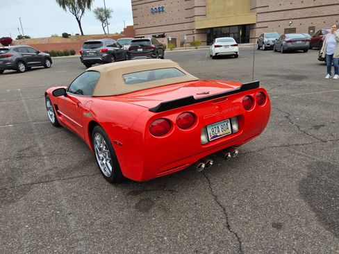 Used 1998 Chevrolet Corvette Convertible image 6