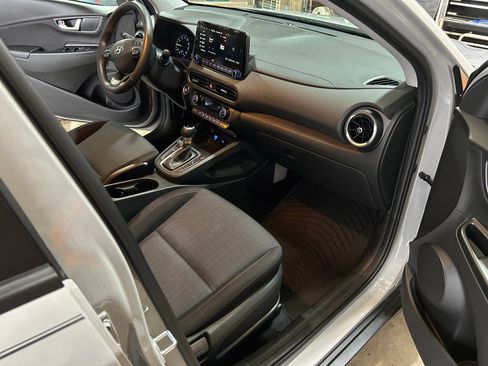 Used 2023 Hyundai Kona SEL w/ Convenience Package image 15
