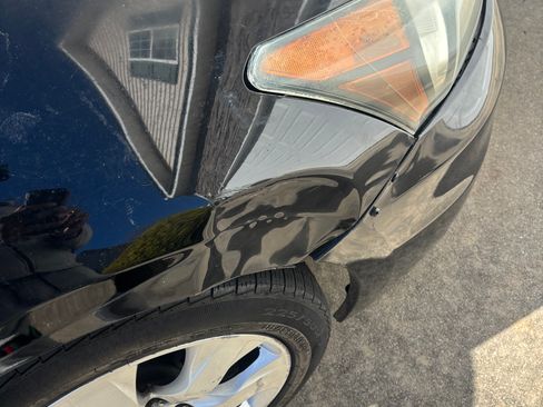 Used 2011 Honda Accord EX-L image 9