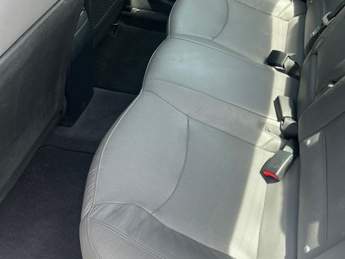 Used 2011 Hyundai Elantra Limited FWD image 10
