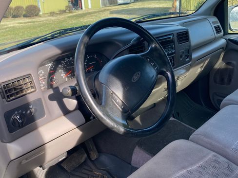 Used 1999 Ford F250 2WD SuperCab Super Duty image 9