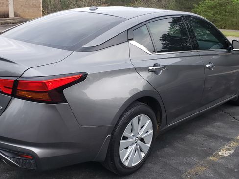 Used 2020 Nissan Altima 2.5 SV image 5