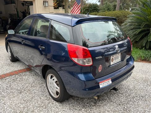 Used 2004 Toyota Matrix XR image 7