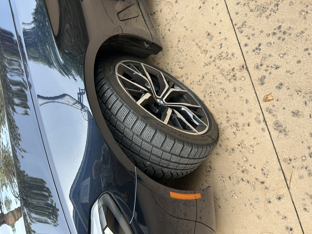 Used 2022 BMW M550i xDrive w/ Executive Package AWD/4WD image 11