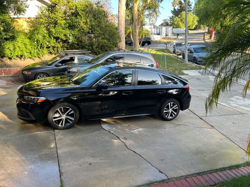 Used 2024 Honda Civic LX image 2